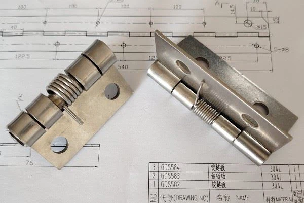 Easy To Install Automatic Opening And Closing Hinges